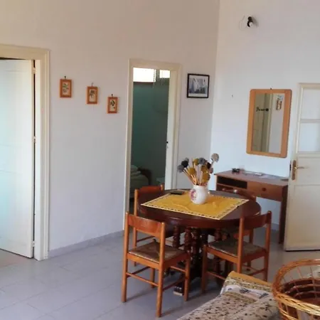 Apartment Fronte Del Porto Isola di Ustica